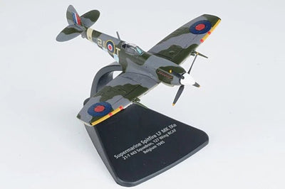 Oxford AC098 1:72 Supermarine Spitfire Mk.IXe 443 Sqn. 127 Wing, RCAF 1944