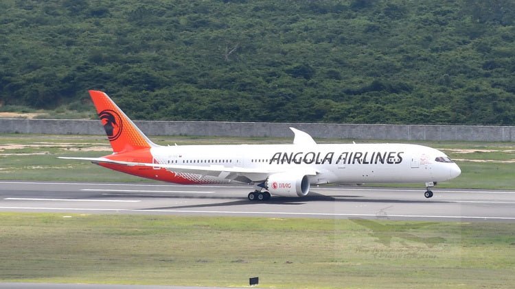 Phoenix 1992 1:400 TAAG Angola Airlines B787 - 9 D2 - TEQ