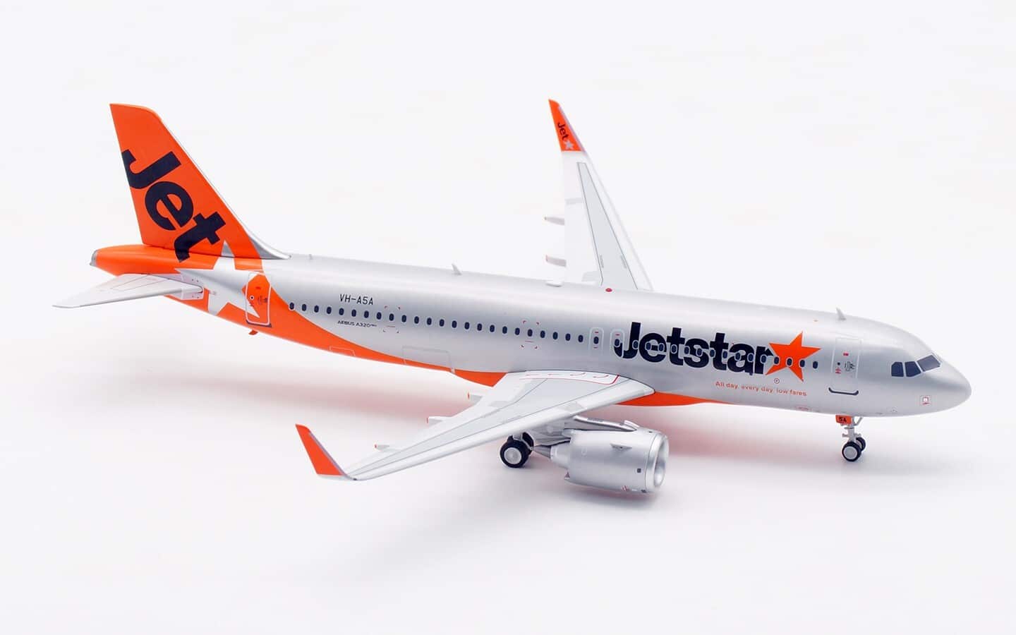 B-Models B-320-ASA 1:200 Jetstar Airways Airbus A320-251N – MTS