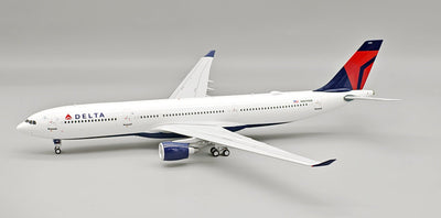 Pre-Order B-Models B-330-DL-809 1:200 Delta Air Lines Airbus A330-323 N809NW