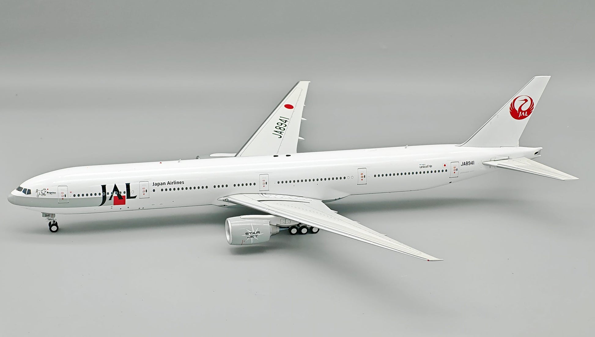 Pre-Order B-Models B-773-JAL-941 1:200 Japan Airlines – JAL Boeing 777-346 JA8941 REGULAS