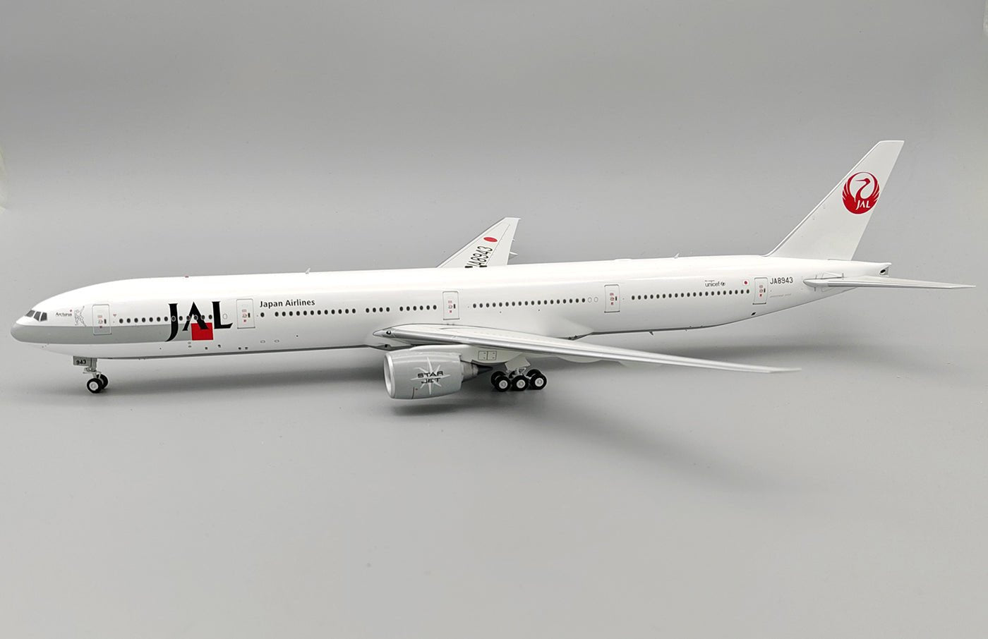 Pre - Order B - Models B - 773 - JAL - 943  1:200 Japan Airlines – JAL Boeing 777 - 346 JA8943 ‘Arcturus’