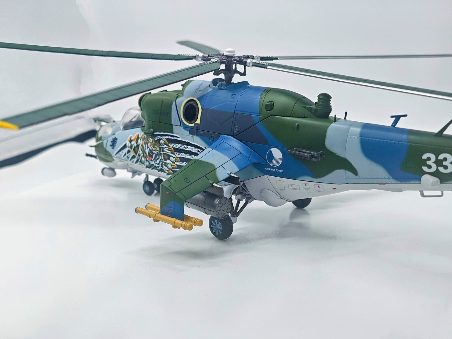 Pre - Order Bless Wing Models BW - JZ07 - 03 1:48 3361, 221 Squadron, 22 Wing, Czech Air Force, NATO Tiger Meet, Cambrai, France, May 2011