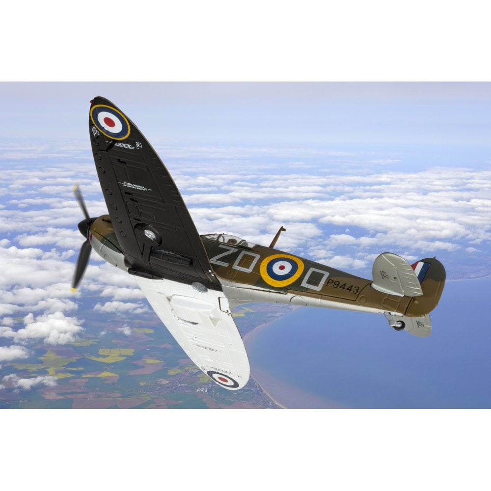 Pre - Order Corgi AA39216 1:72 Supermarine Spitfire MkI RAF No.222 Sqn Flt Lt Douglas Bader (Battle of Britain 85)