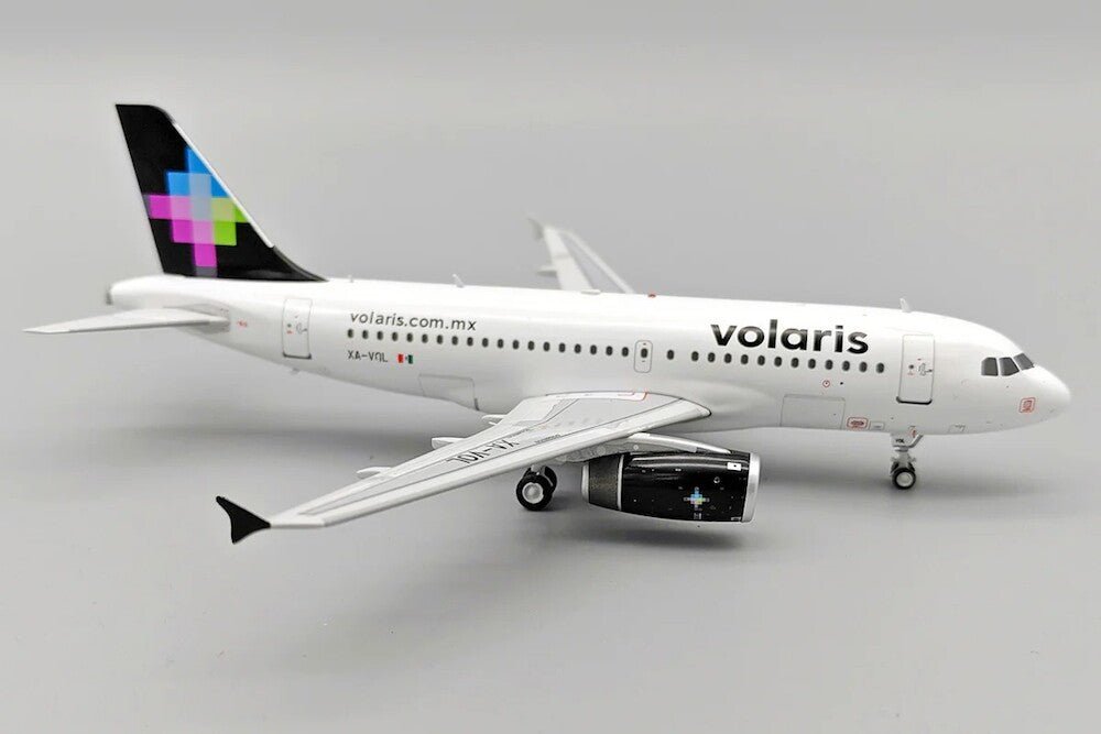 Pre - Order El Aviador EAV - A319 - VOL 1:200 Volaris Airbus A319 - 132 XA - VOL