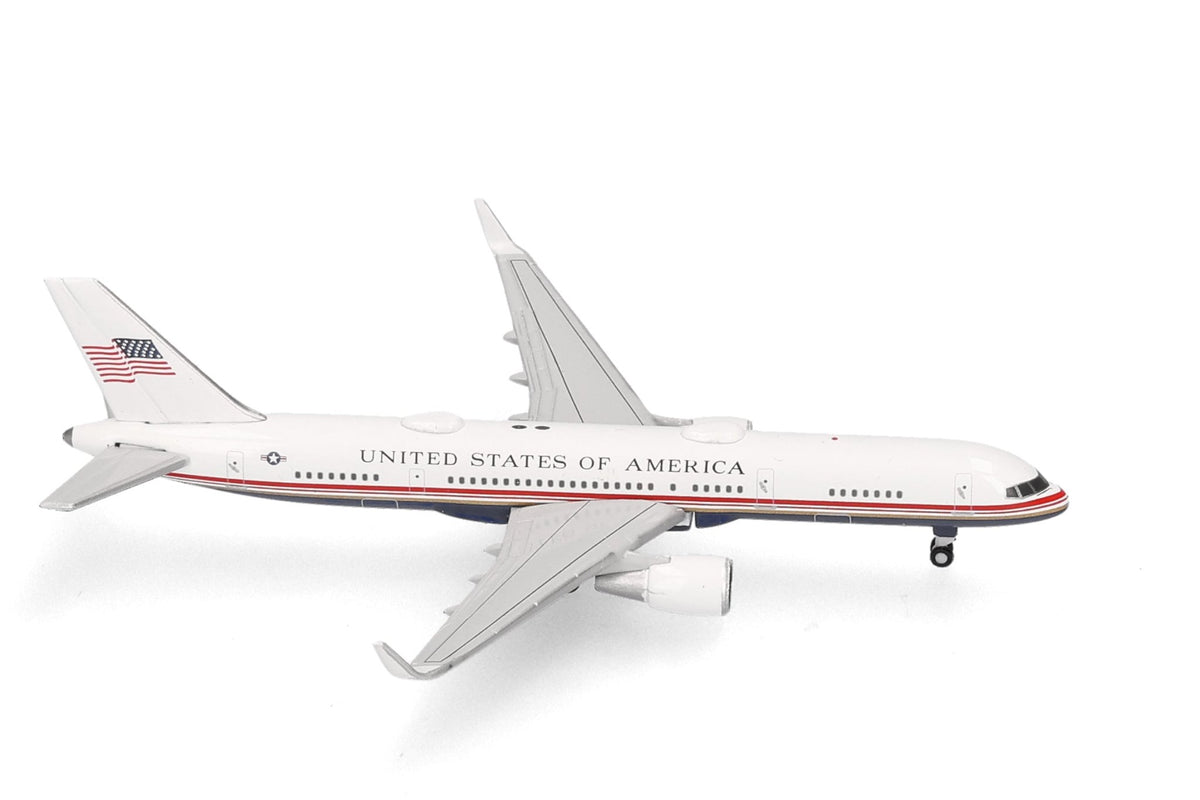 Pre-Order Herpa Wings 539548 1:500 U.S. Air Force Boeing VC-32 "Air Force Two" 99-0003