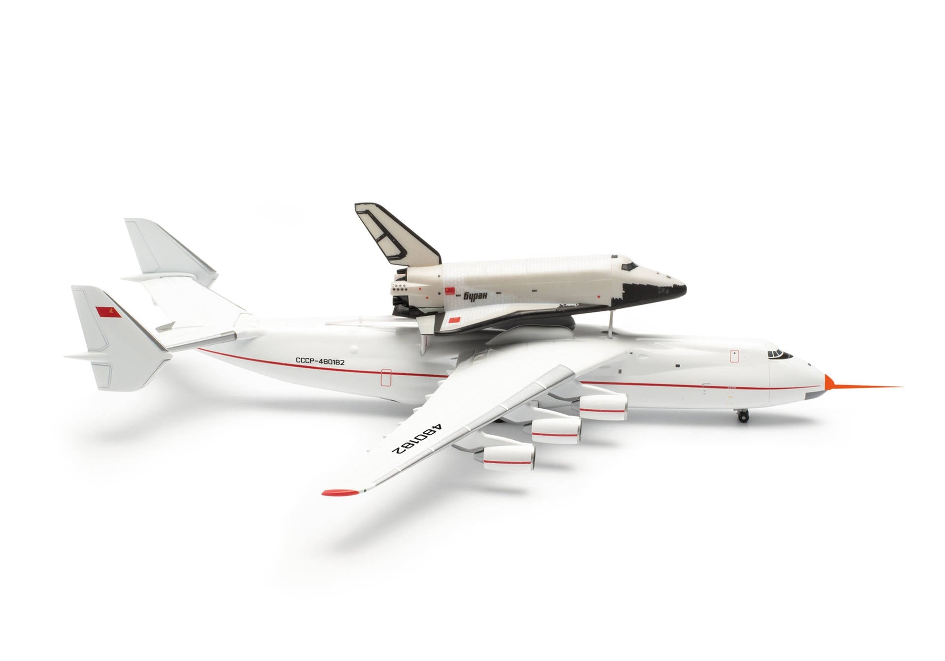 Pre - Order Herpa Wings 562874 1:400 Antonov AN - 225 with Buran Space Orbiter Test Flight Configuration CCCP - 480182