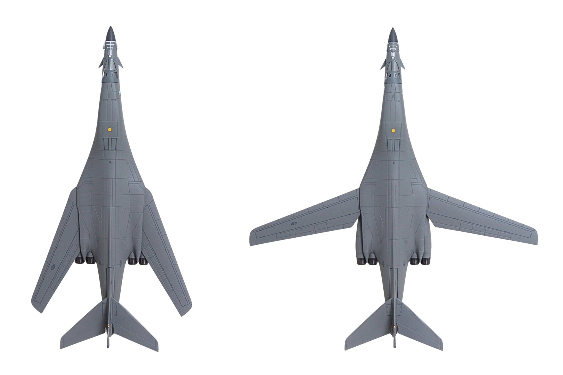Pre - Order Herpa Wings 573658 1:200 USAF B - 1B Lancer 37th Bomb Sqn, Ellsworth AB "Alien with an Attitude" 86 - 0108