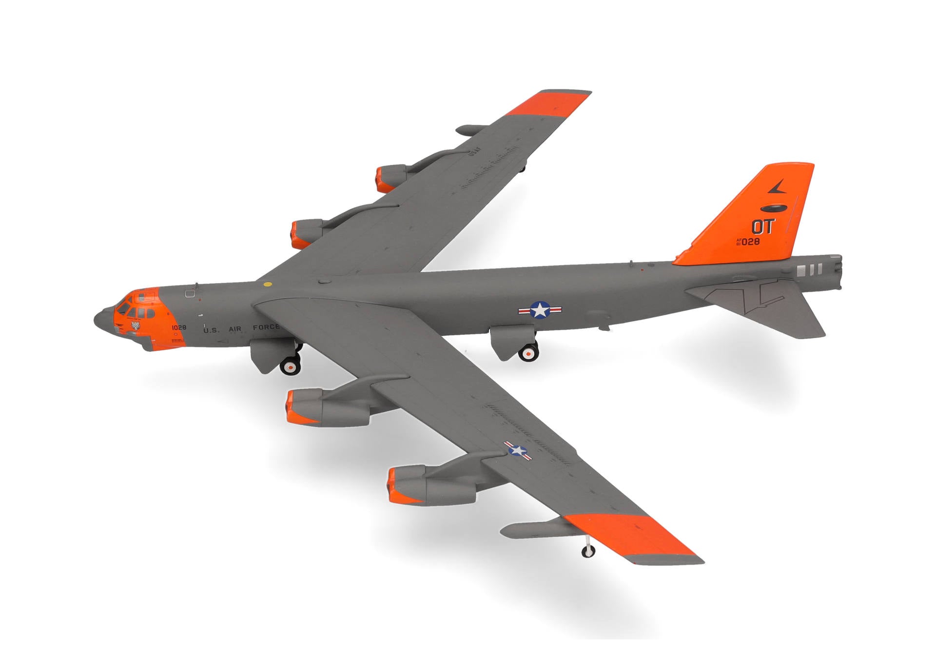 Herpa Wings 573726 1:200 U.S. Air Force Boeing B-52H