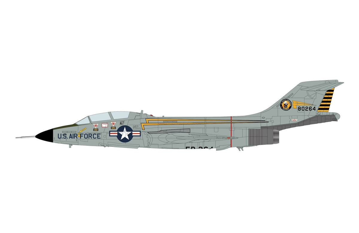 Pre-Order Hobby Master HA3718 1:72 McDonnell F-101B Voodoo 58-0264, 15th FIS, Davis Monthan AFB, 1962