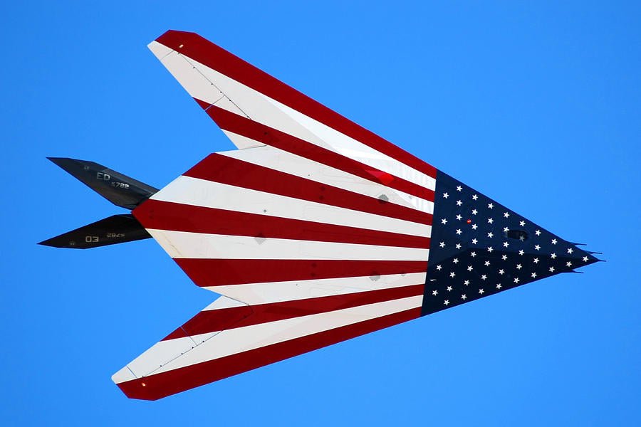 Pre - Order Hobby Master HA5814 1:72 YF - 117 Nighhawk 79 - 10782, 410th FTS, Edwards, 2005