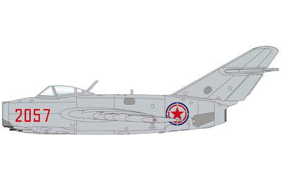 Pre - Order Hobby Master x HA2432 1:72 MIG - 15bis "Lt. No Kum - sok" 2057, Kimpo AFB, Sept 1953