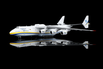 Pre-Order HX Models An22504 1:400 Antonov Airlines AN-225 Mriya UR-82060