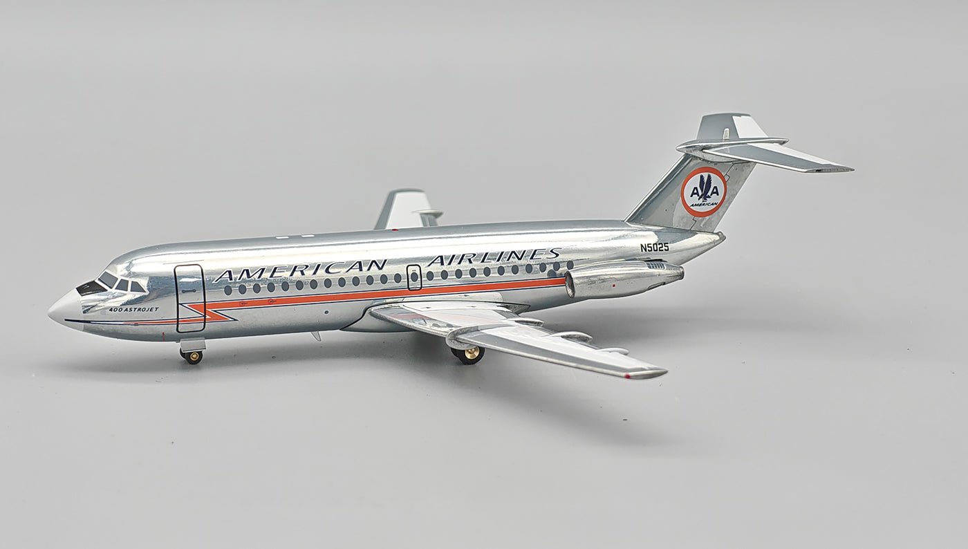 Pre - Order InFlight200 IF111AA0525P 1:200 American Airlines BAC 111 - 401AK One - Eleven N5025 Polished