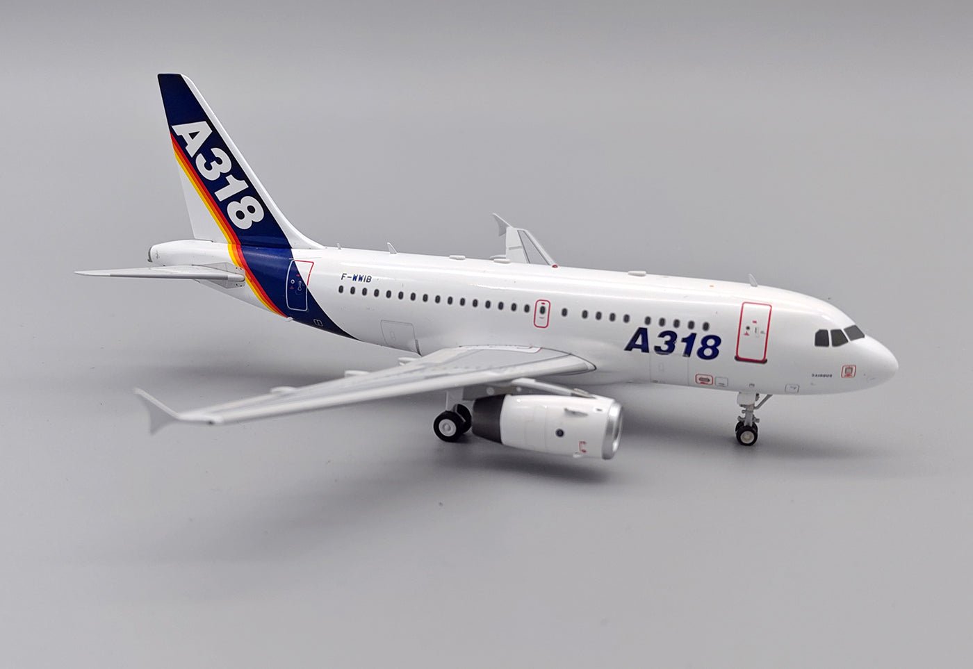 1/200 IF A318-100 エアバス ハウスカラー InFlight200 IF318HOUSE-IB 1:200 Airbus A318 – MTS Aviation Models