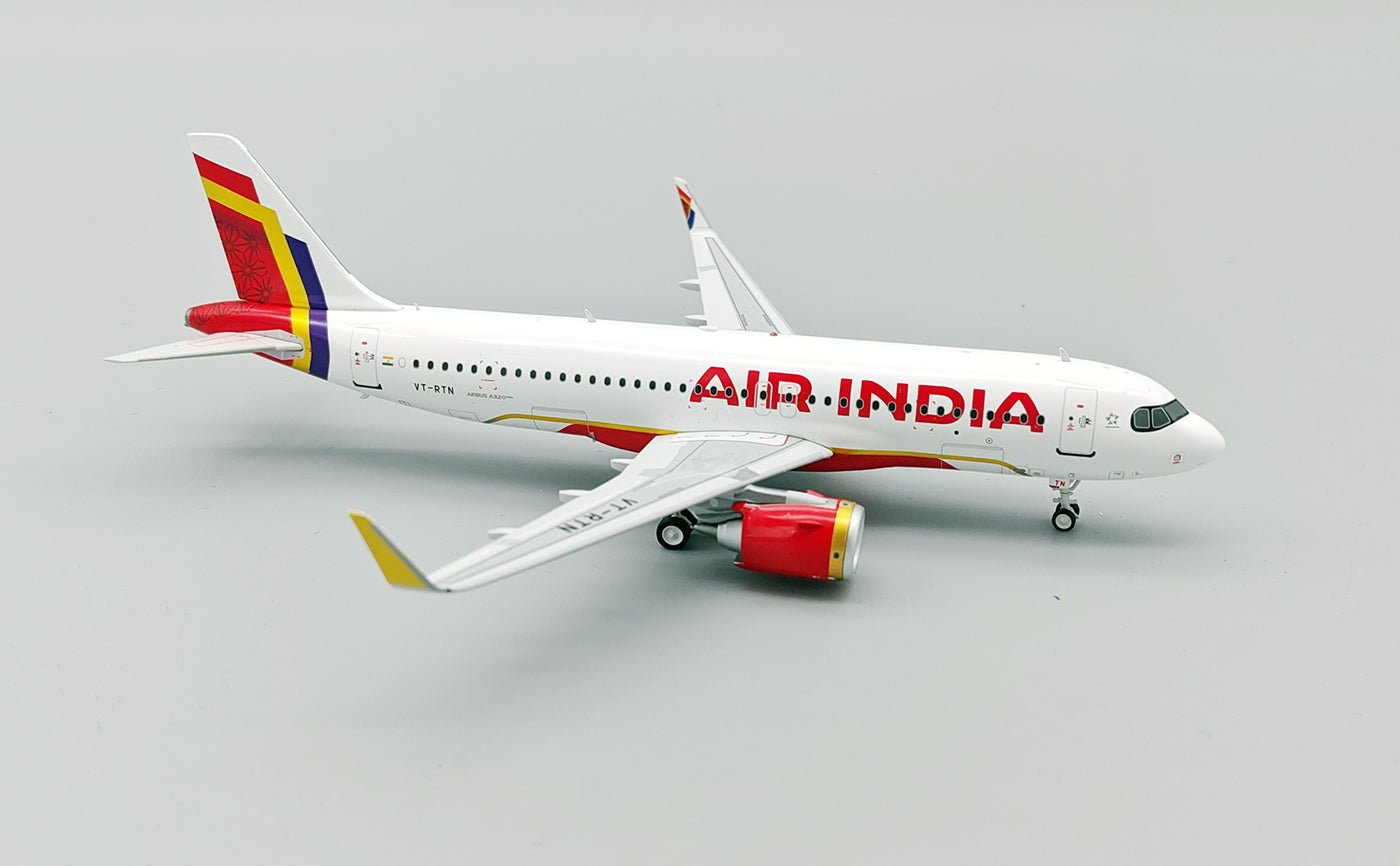 Pre - Order InFlight200 IF320AI0725 1:200 Air India Airbus A320 - 251N VT - RTN