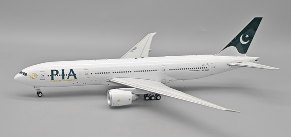 Pre - Order InFlight200 IF320PK0824 & IF772PK1125 1:200 Pakistan International Airlines A320 & 777 Two Model Set