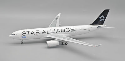 Pre - Order InFlight200 IF332BMWBM 1:200 Star Alliance (BMI British Midland) Airbus A330 - 243 G - WWBM
