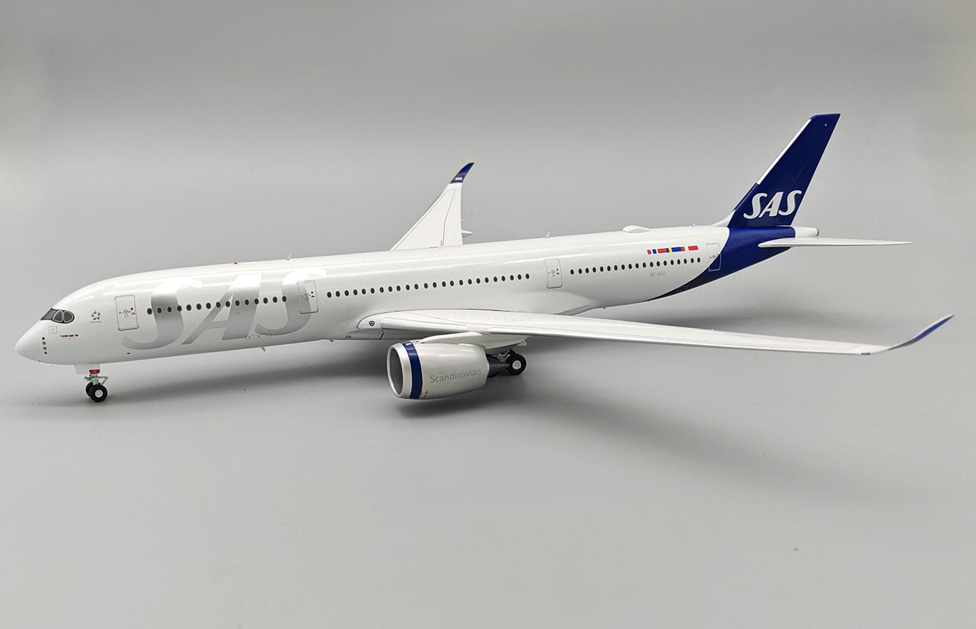 Pre - Order InFlight200 IF350SK0325 1:200 Scandinavian Airlines - SAS Airbus A350 - 941 SE - RSC