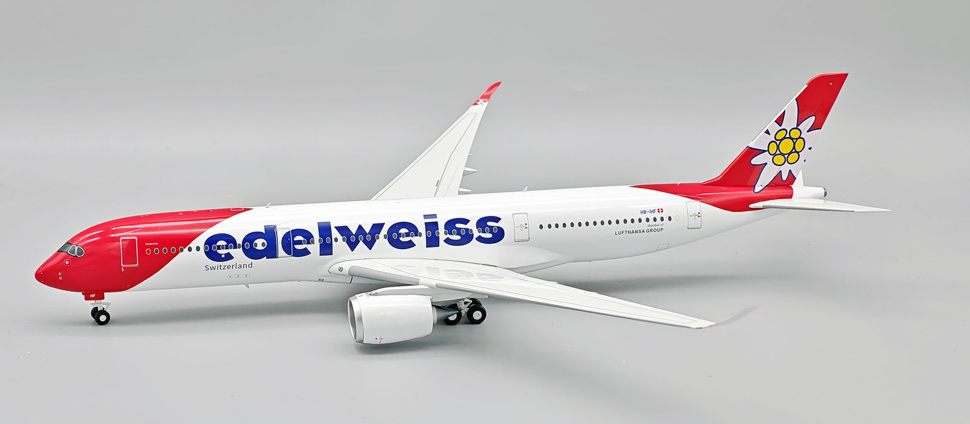 Pre - Order InFlight200 IF350WK0526 1:200 Edelweiss Air Airbus A350 - 941 HB - IHF