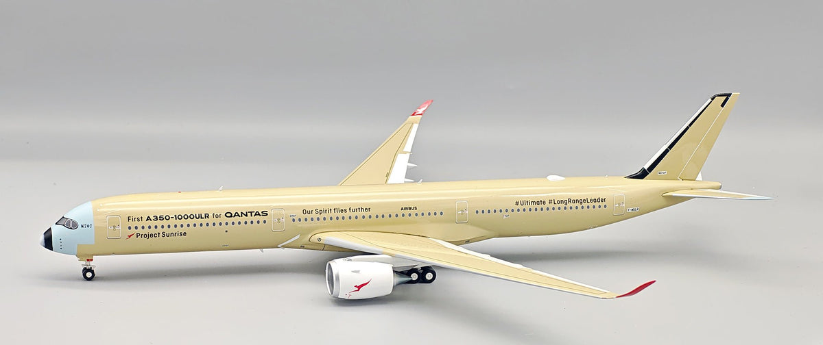 Pre-Order InFlight200 IF35XQF0726 1:200 QANTAS A350-1000ULF FIRST FLIGHT F-WULR