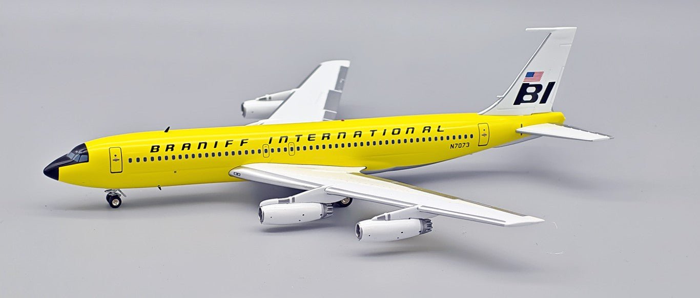 Pre - Order InFlight200 IF702BN0925 1:200 Braniff International Boeing 707 - 227 Super Jet N7073 – Lemon