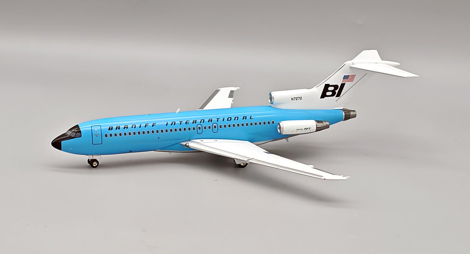 Pre-Order InFlight200 IF721BN0626 1:200 BRANIFF 727-27C N7272 – New Medium Blue