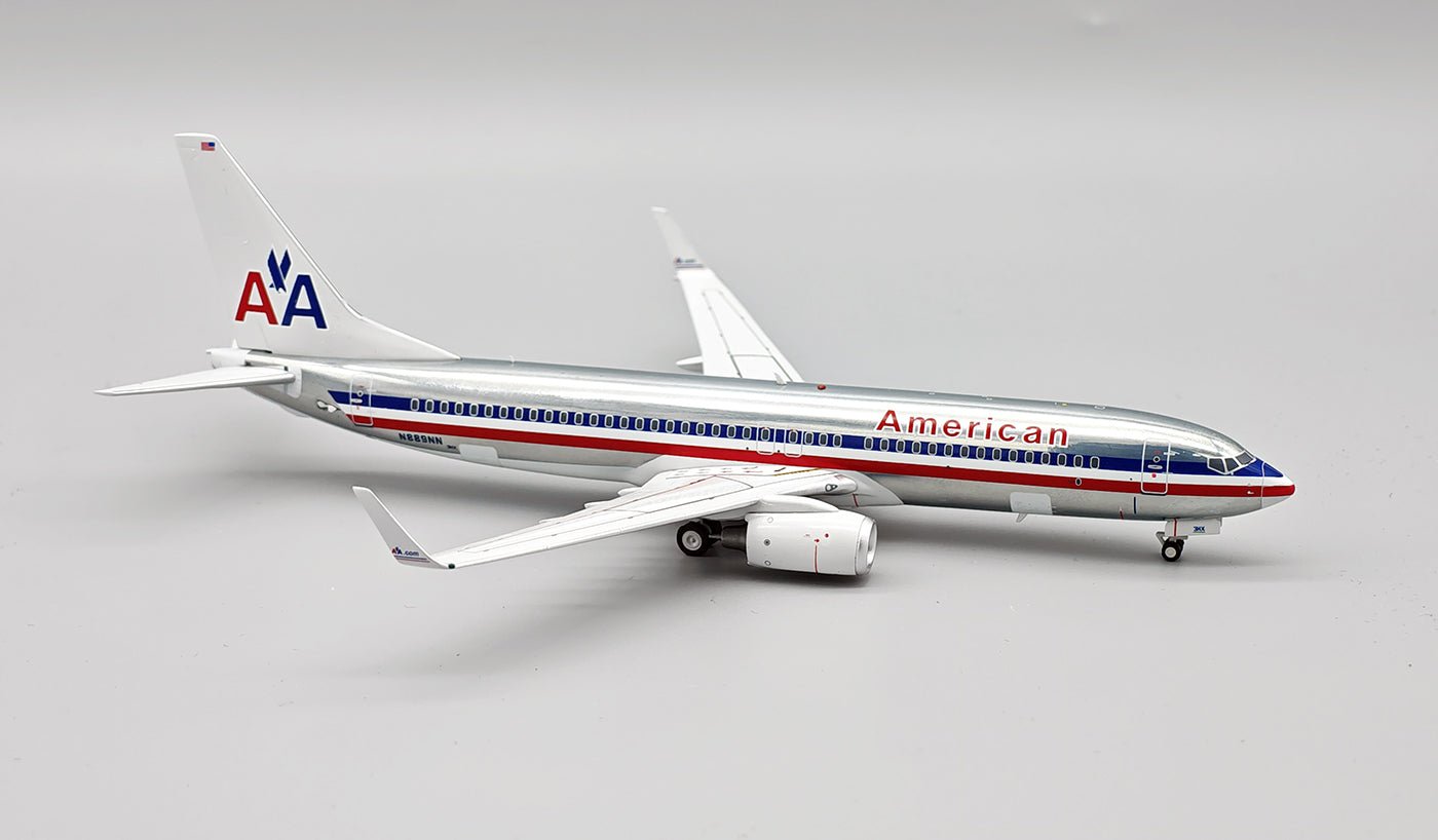 Pre - Order InFlight200 IF738AA0825P 1:200 American Airlines Boeing 737 - 823 N889NN Polished