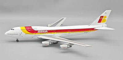 Pre - Order InFlight200 IF743IB0426 1:200 Iberia B747 - 300 TF - ATJ (Air Atlanta) magnetic