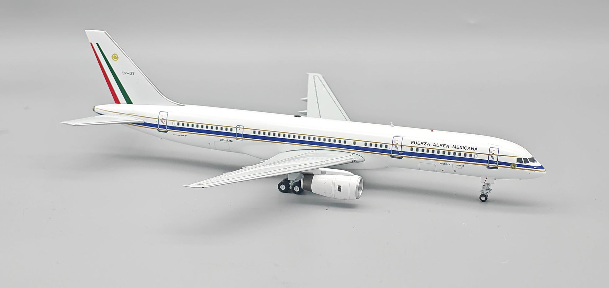 Pre - Order InFlight200 IF752TP01 1:200 Mexican Air Force Boeing 757 - 225 XC - UJM