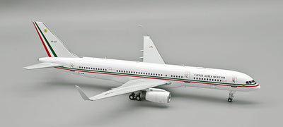 Pre-Order InFlight200 IF752TP01 1:200 Mexico - Air Force Boeing 757-225 Reg.: XC-UJM