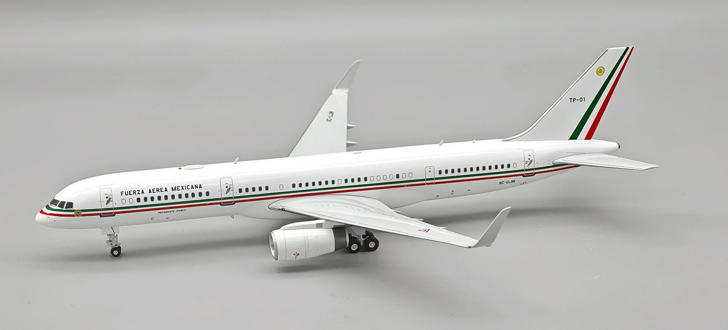 Pre-Order InFlight200 IF752TP01 1:200 Mexico - Air Force Boeing 757-225 Reg.: XC-UJM