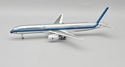 Pre - Order InFlight200 IF757NASA57P 1:200 NASA Boeing 757 - 225 N557NA Polished