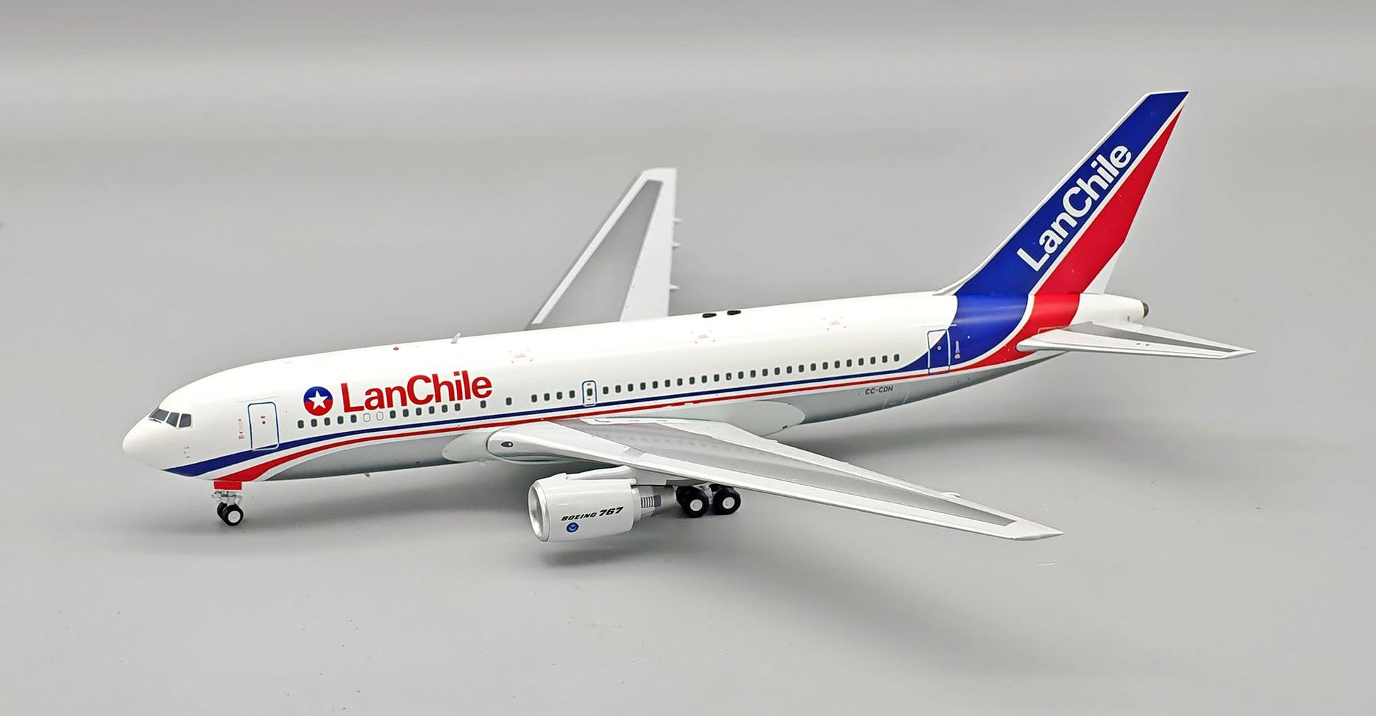 Pre-Order InFlight200 IF762LA0526P 1:200 LAN Chile Boeing 767-284/ER CC-CDH Polished
