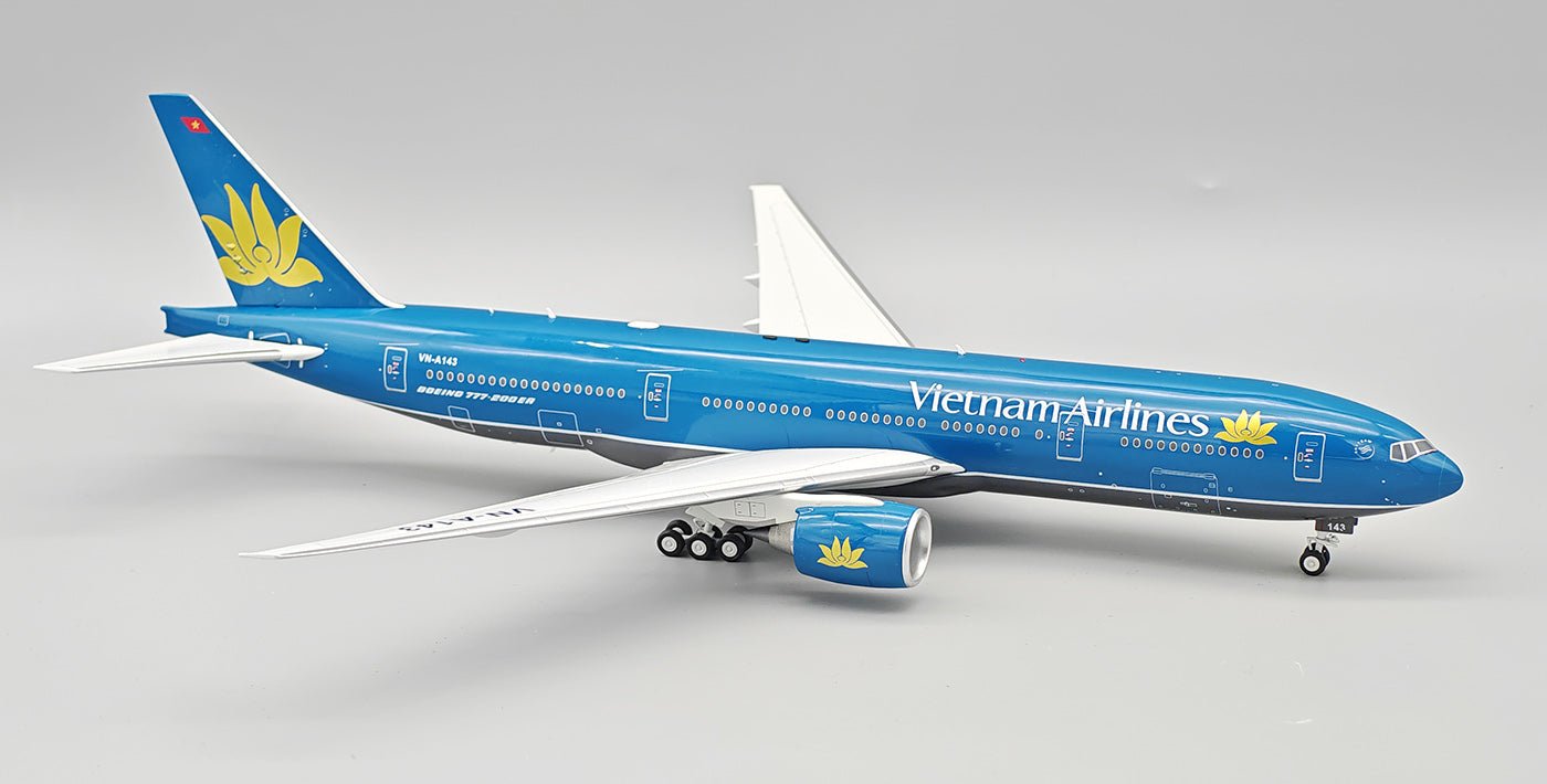 Pre - Order InFlight200 IF772VN1025 1:200 Vietnam Airlines Boeing 777 - 26K/ER VN - A143