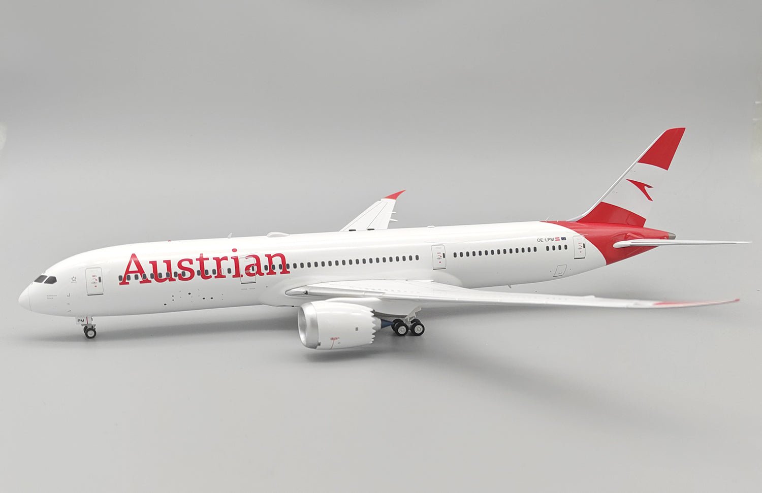 Pre - Order InFlight200 IF789OE0425 1:200 Austrian Airlines Boeing 787 - 9 Dreamliner OE - LPM