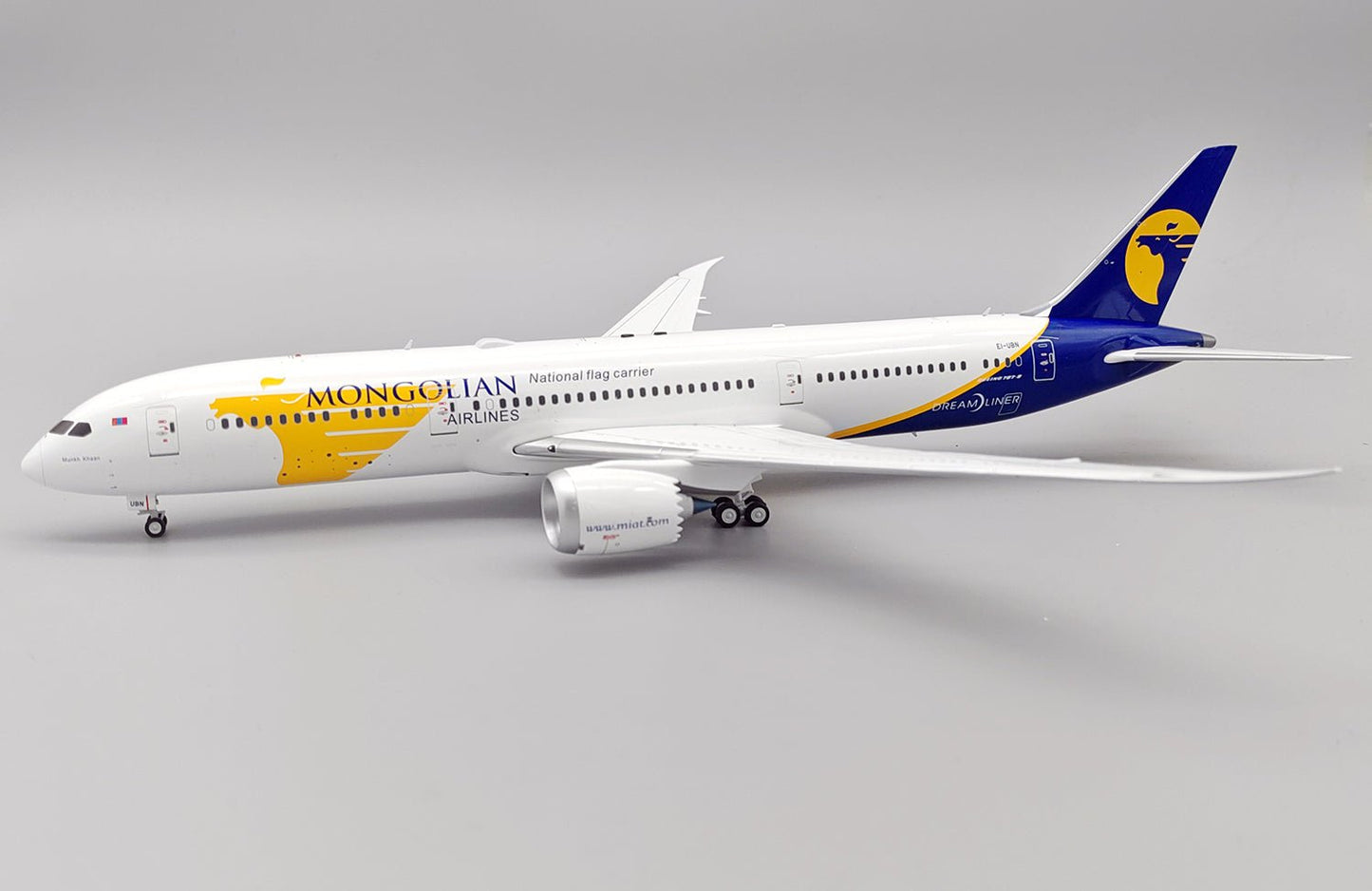 Pre - Order InFlight200 IF789OM0725 1:200 MIAT Mongolian Airlines Boeing 787 - 9 Dreamliner EI - UBN