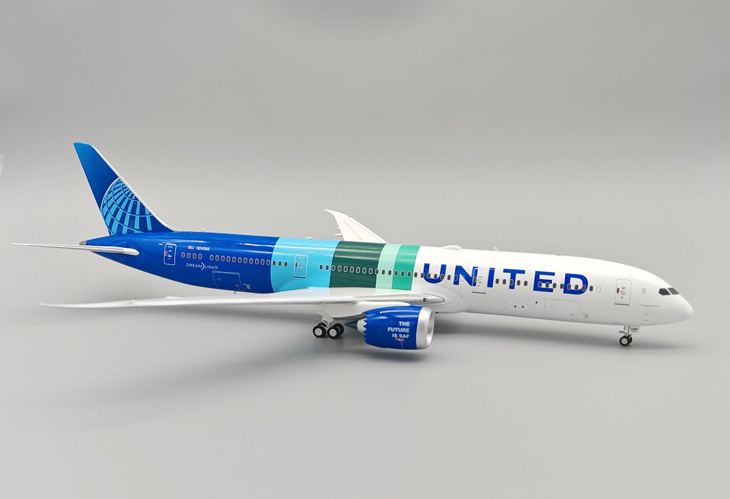 Pre - Order InFlight200 IF789UA0125 1:200 United Airlines Boeing 787 - 9 N24988 THE FUTURE IS SAF