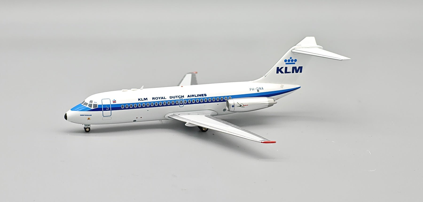 Pre - Order InFlight200 IF915KL1126 1:200 KLM Royal Dutch Airlines Douglas DC - 9 - 15 PH - DNA