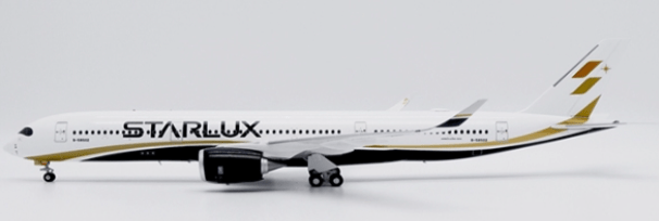 Pre - Order JC Wings EW2359007A 1:200 Starlux Airlines Airbus A350 - 900XWB Reg: B - 58502 "Flaps Down"
