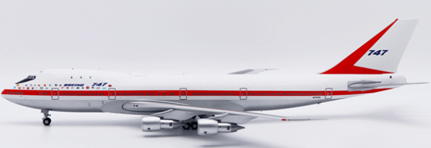 Pre - Order JC Wings KJ - B741 - 157 1:200 Boeing House Color 747 - 100 "City of Everett""Polished" Reg: N7470