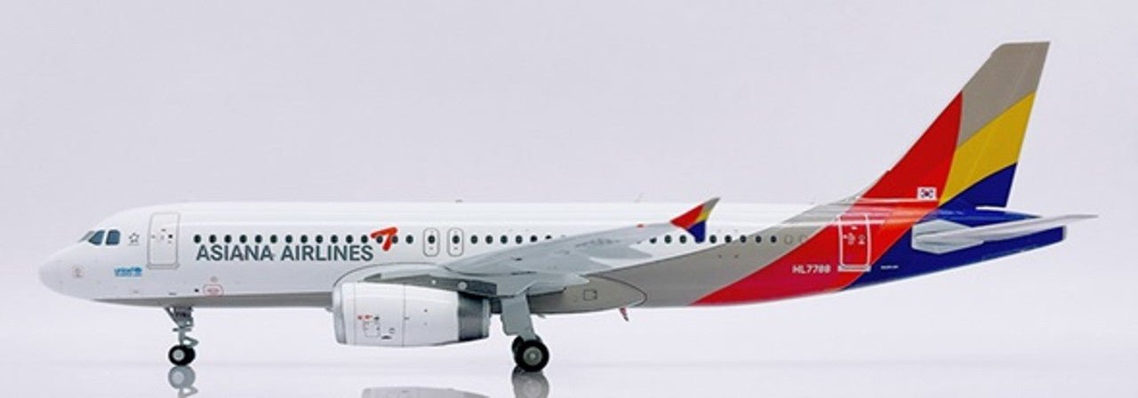 Pre - Order JC Wings LH2419 1:200 Asiana Airlines Airbus A320 Reg: HL7788