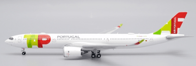 Pre - Order JC Wings LH4TAP203 1:400 TAP Air Portugal A330 - 900neo CS - TUG