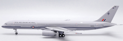 Pre - Order JC Wings XX20099 1:200 Royal New Zealand Air Force Boeing 757 - 200(C) Reg: NZ7572