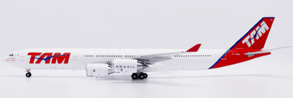 Pre - Order JC Wings XX20682 1:200 TAM Linhas Aéreas Airbus A340 - 500 Reg: PT - MSL