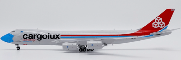 Pre - Order JC Wings XX40152 1:400 Cargolux Boeing 747 - 8F "Not Without My Mask" LX - VCF