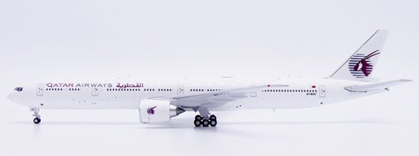 Pre - Order JC Wings XX40679A 1:400 Qatar Airways Boeing 777 - 300ER "All White" "Flaps Down" A7 - BOC