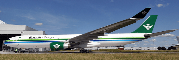 Pre - Order JC Wings XX40782 1:400 Saudia Cargo Airbus A330 - 300(P2F) Reg: EI - LKD