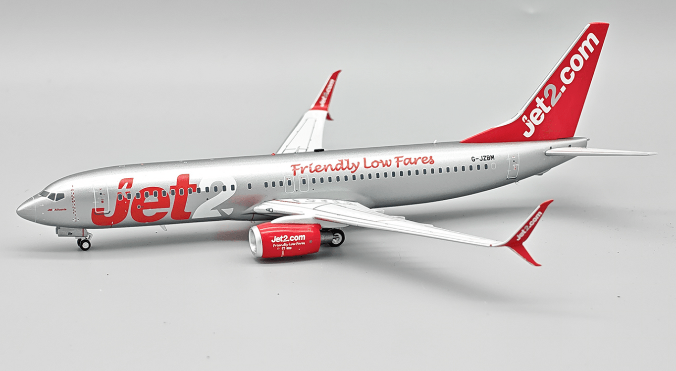 Pre - Order JFox JF - 737 - 8 - 052 1:200 737 - 8MG Jet2 G - JZBM