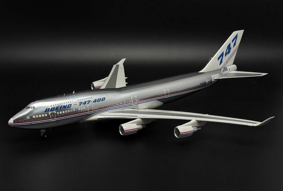 Pre-Order KJ Models KJ-B744-175 1:200 N401PW Boeing 747-400 N401PW "Polished"